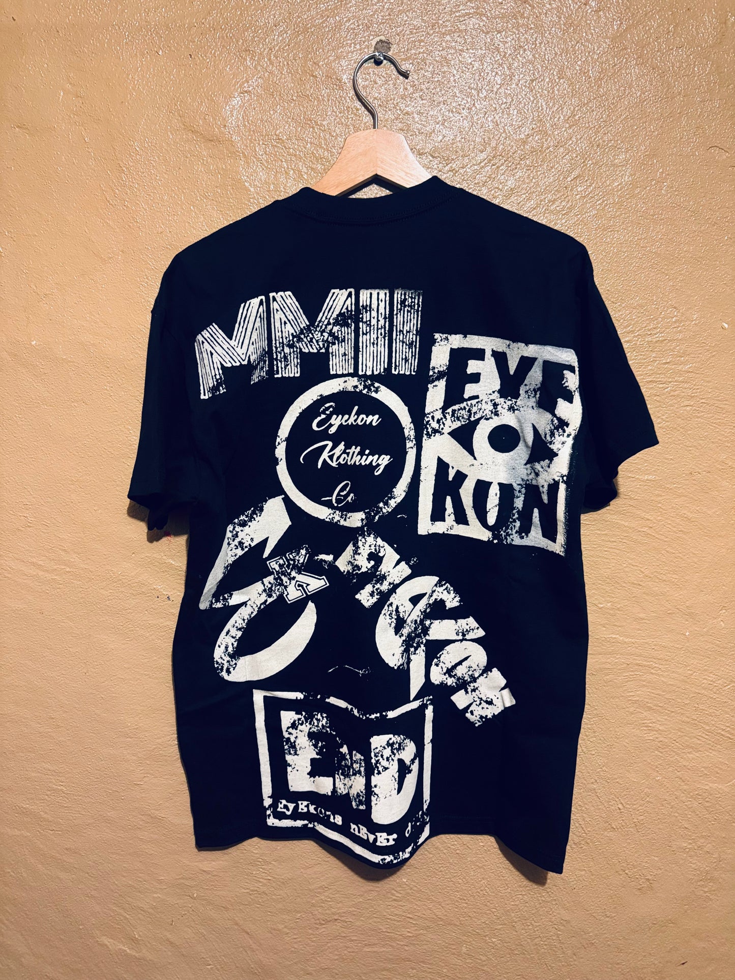 “EnD” nostalgic ss tEE ( black )